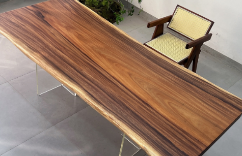 La tavola in noce per uso dome - Office Furniture Useful Life recensione e prezzo